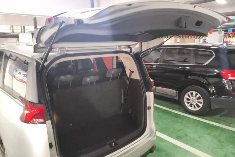 Used SAIC MAXUS G50 2019 1.5T Automatic Elite Edition China VI Standard