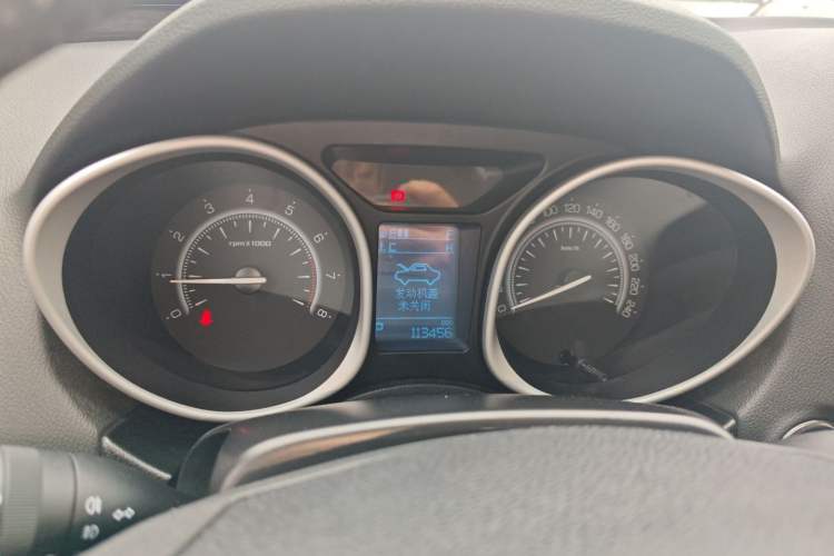 Used GAC Trumpchi GS5 Super 2015 2.0L Automatic Two-Wheel Drive Luxury Navigation Edition Instrument Cluster