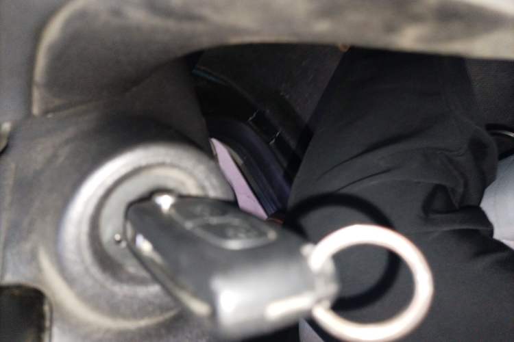 Used Peugeot 307 2010 Sedan 1.6L Automatic Comfort Edition Vehicle Key