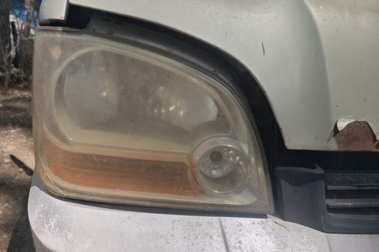 Used Wuling Zhiguang 2010 1.0L Liye Edition Right Front Headlight