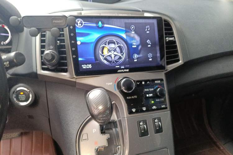 Used Toyota Venza 2013 2.7L Two-Wheel-Drive Luxury Edition Audio And AC Panel