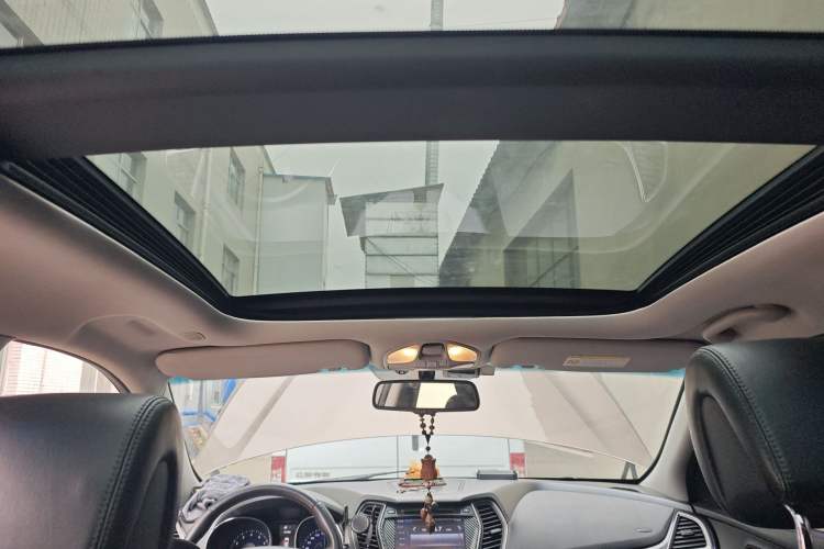 Used Hyundai Santa Fe 2013 2.4L Automatic Two-Wheel Drive Smart Version