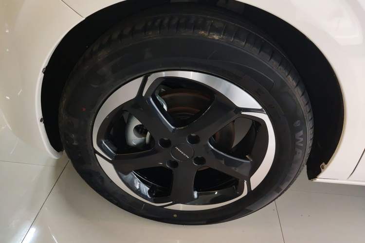 Used Dongfeng NAMMI 01 2024 430 Plus Smart+ Exterior 4