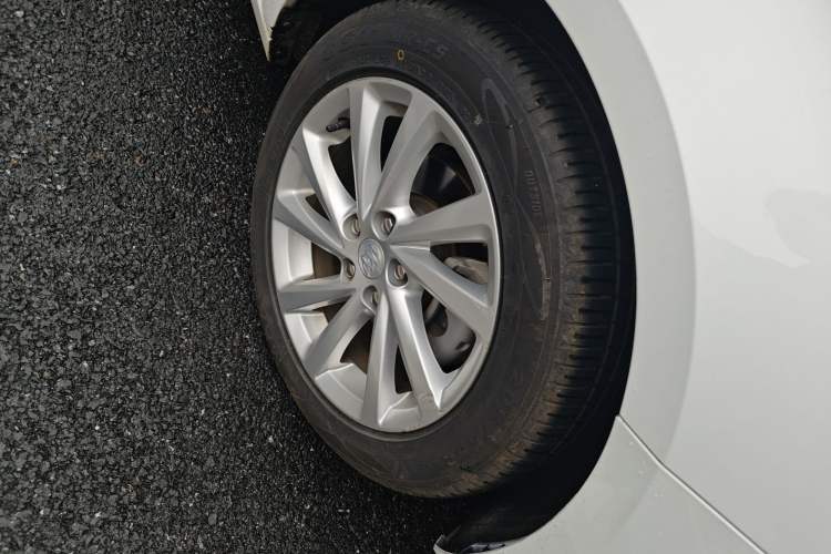 Used Buick Verano 2019 Sedan 15S Automatic Leading Model
