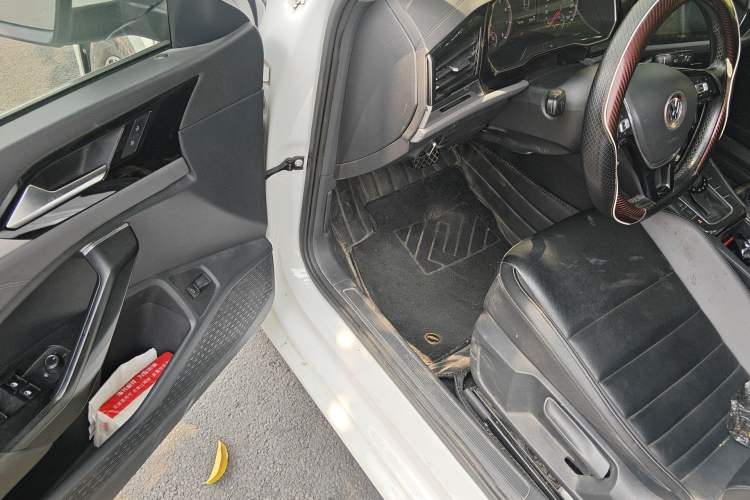 Used Volkswagen Sagitar 2019 280TSI DSG Comfort Version China VI Standard Driver Seat