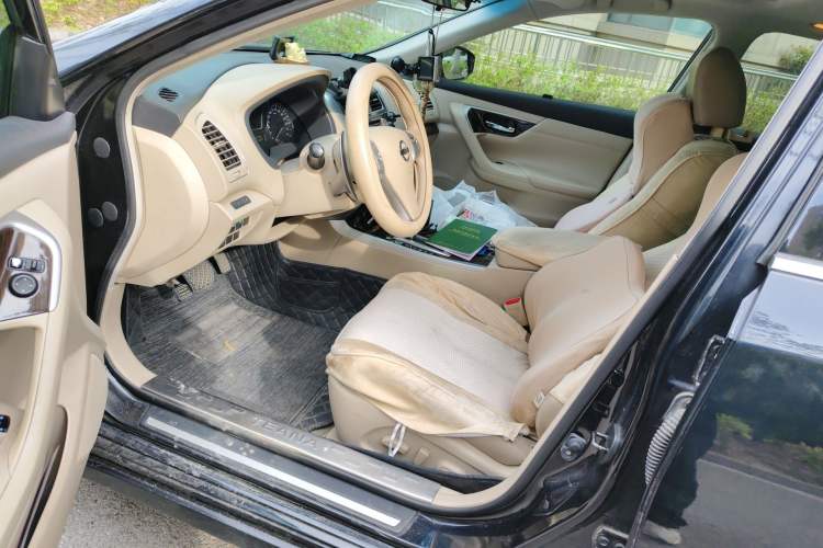 Used Nissan Teana 2013 2.5L XL-NAVI Tech Smart Enjoyment Edition Left Front Seat