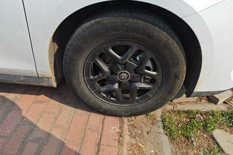 Used BYD Qin PLUS 2025 DM-i Smart Drive 55KM Leading Model
