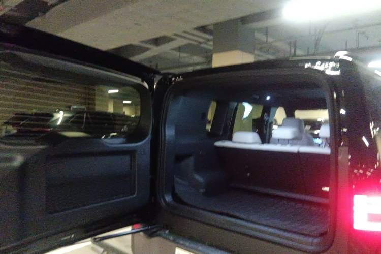 Used Formula Leopard Tai 7 2025 Model 200 km Two-Wheel Drive Max Edition
