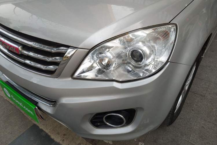 Used Haval H6 2015 Upgraded Model 1.5T Manual Two-Wheel Drive Elite Version