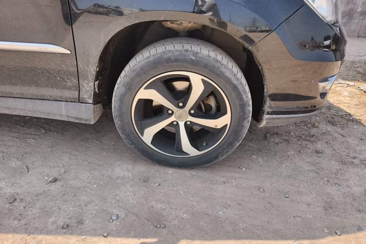 Used BYD S7 2015 2.0T Upgraded Automatic Flagship Version
