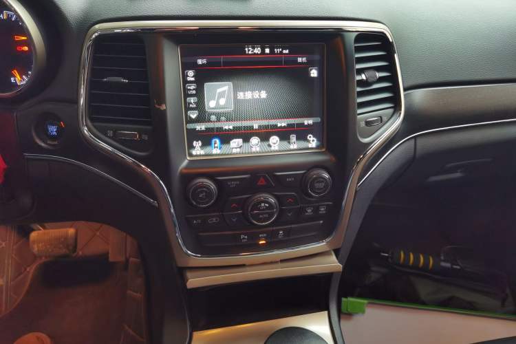 Used Jeep Grand Cherokee 2015 3.0L Comfort Navigation Edition