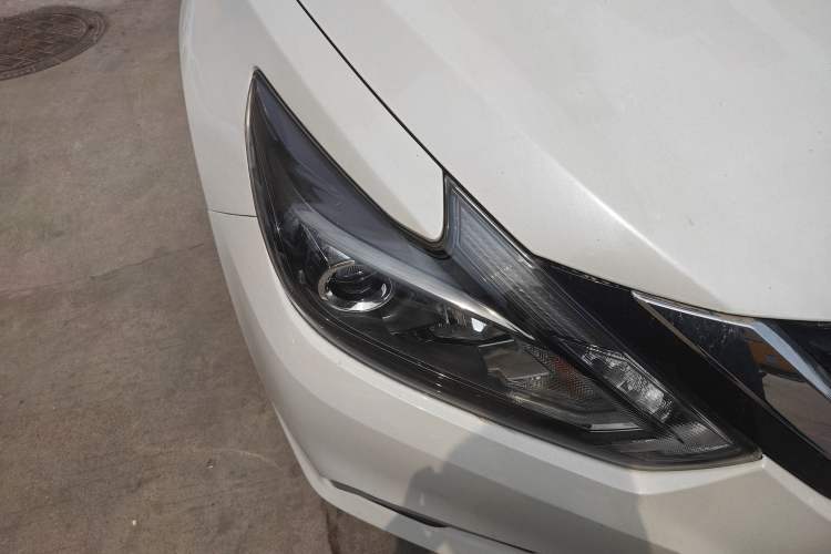 Used Nissan Teana 2018 2.0L XL Smart Upgrade Edition Right Front Headlight