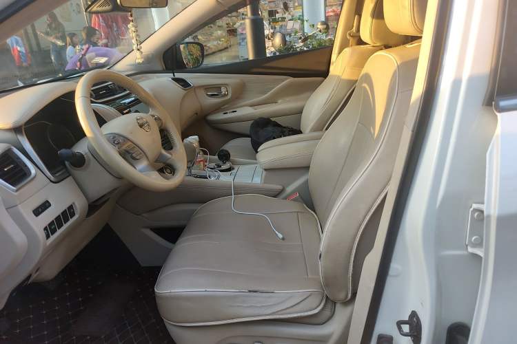 Used Nissan Murano 2015 2.5L XV RES Two-Wheel Drive Luxury Edition Left Front Seat