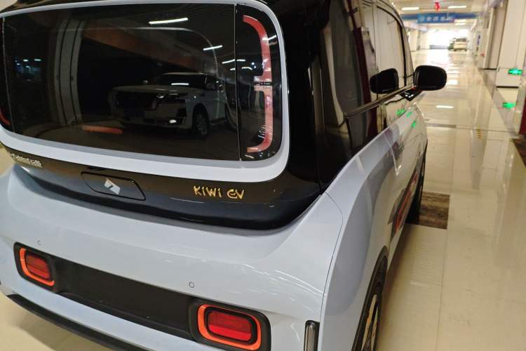 Used Baojun KiWi EV 2022 Designer Lite Edition Ternary Lithium