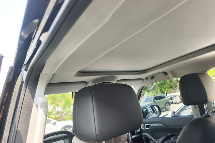 Used JETOUR Traveler 2023 2.0T All-Wheel-Drive CrossPRO
