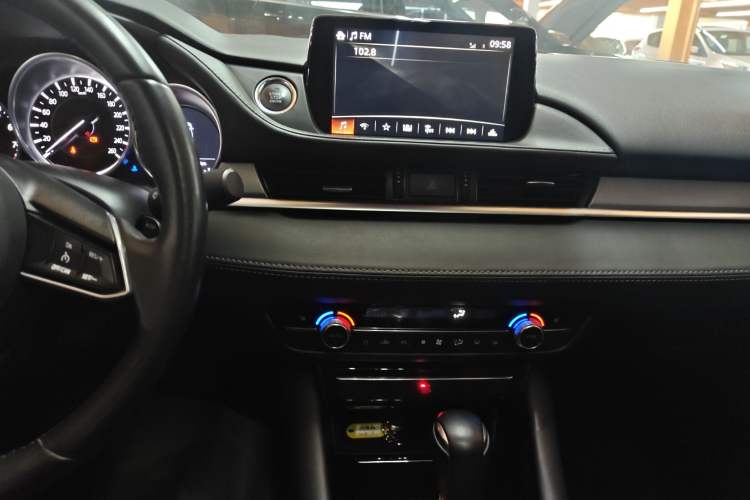 Used Mazda Atenza 2020 2.5L Skyline Sport Edition Audio And AC Panel