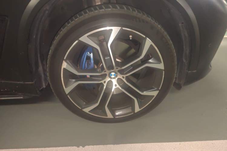 Used BMW X5 2022 Restyled xDrive 40Li Luxury Edition M Sport Package
