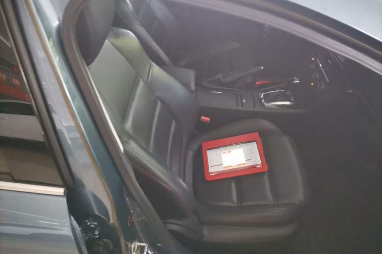 Used Mazda Atenza 2015 2.0L Blue Sky Luxury Edition