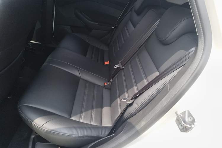 Used Ford Focus 2017 Hatchback 1.6L Automatic Comfort Plus SmartDrive Edition
