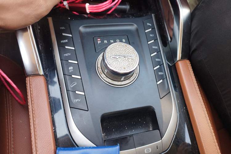 Used Zotye T700 2017 1.8T Dual-Clutch Prestige Model
