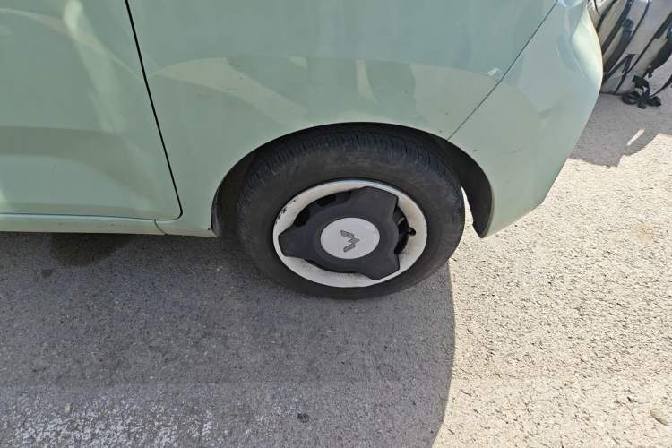 Used Wuling Hongguang MINIEV 2022 Macaron Premium Model – Lithium Iron Phosphate
