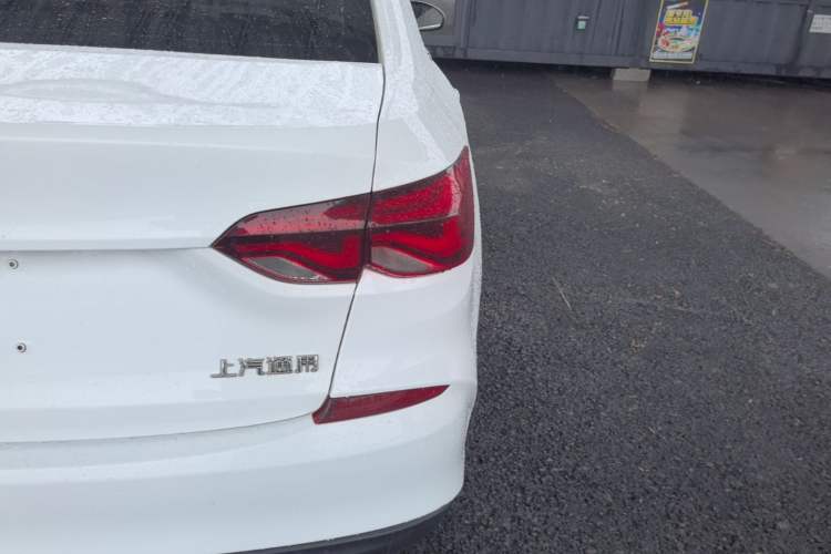 Used Chevrolet Monza 2019 320T Manual Xinxin Edition China VI
