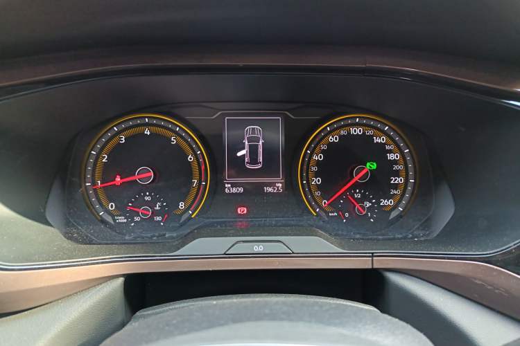 Used Volkswagen Tharu 2020 280TSI Two-Wheel Drive Luxury Edition China VI Standard