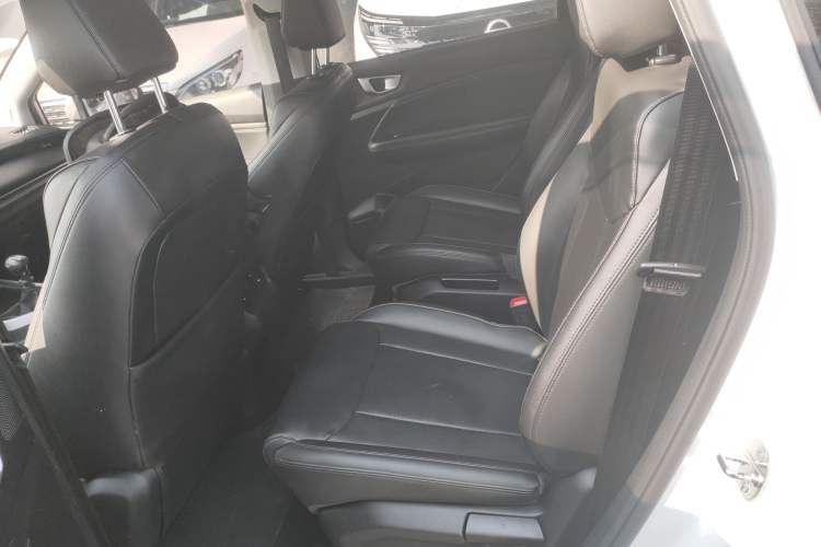 Used Wuling Jiachen 2022 1.5T Manual Light Enjoyment Dynamic Version