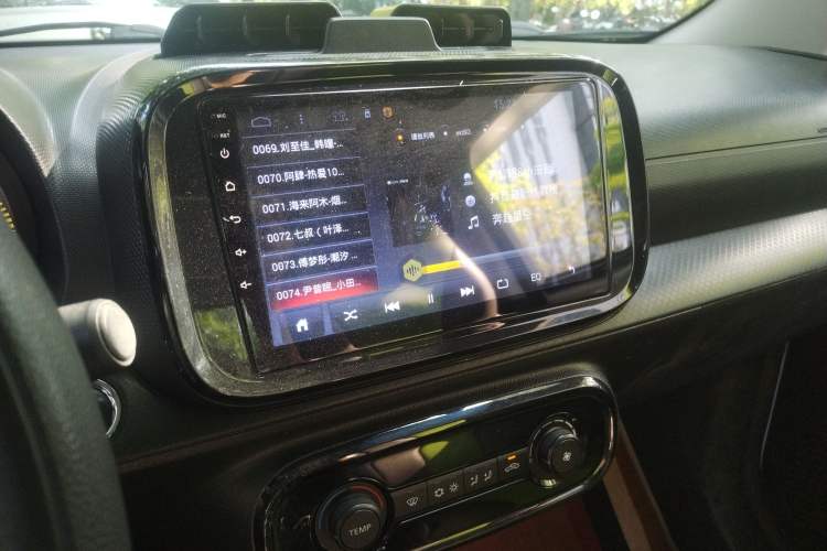 Used Roewe Clever 2021 302 km New Four-Seater Super-Efficient Version