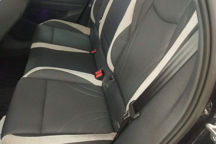 Used Volkswagen ID.7 VIZZION 2024 PRO Model Left Rear Seat