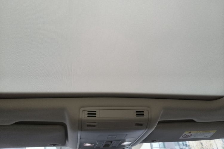 Used Volkswagen T-ROC 2022 280TSI DSG Two-Wheel Drive Elite PLUS Headliner