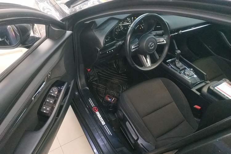 Used Mazda Mazda 3 Axela 2023 2.0L Automatic ZhiXuan Edition
