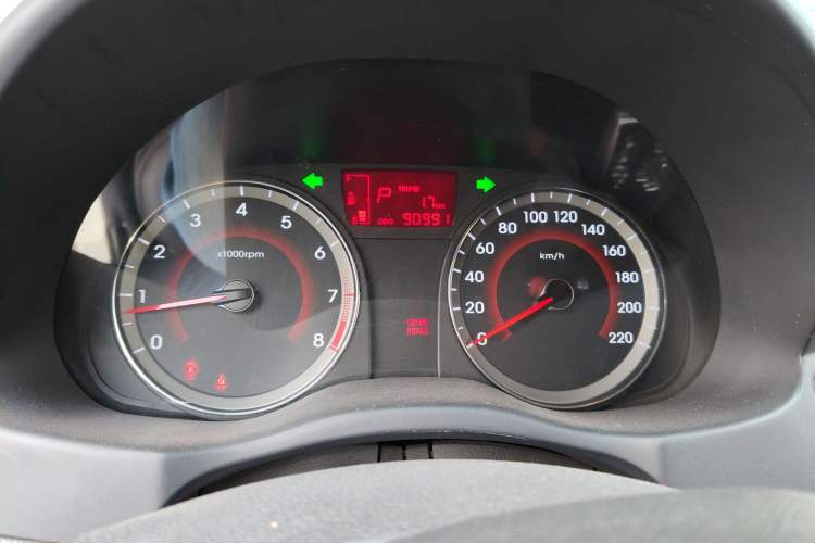 Used Hyundai Verna Ray 2014 1.4L Automatic GLX Instrument Cluster