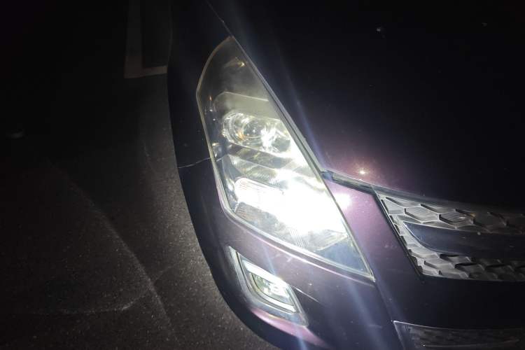 Used Mazda Mazda 8 2013 2.5L Ultimate Edition