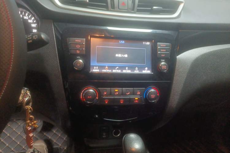 Used Nissan Qashqai 2017 2.0L CVT Smart Enjoyment Version China VI Standard