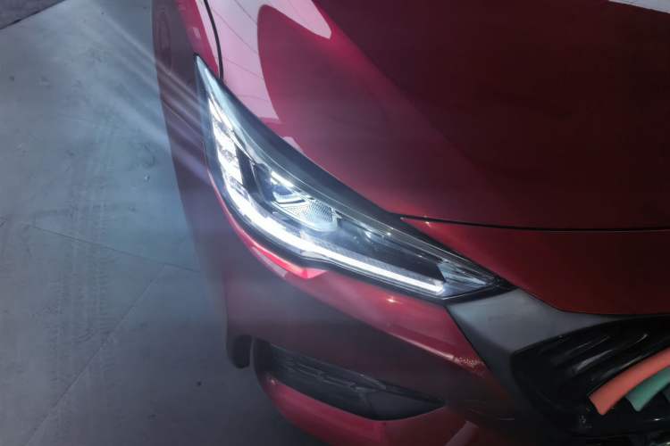 Used MG 6 New Energy 2020 1.5T Hybrid Leading Luxury Edition Right Front Headlight