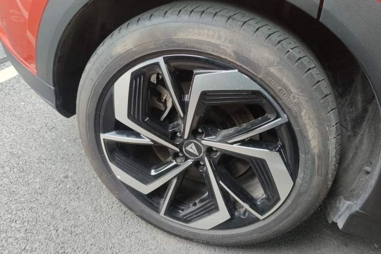 Used Deepal S07 2024 215Max Qiankun Intelligent Driving ADS SE Range-Extended Version