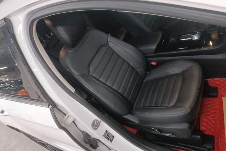 Used Ford Edge 2020 EcoBoost 245 Two-Wheel Drive Titanium 7-Seater