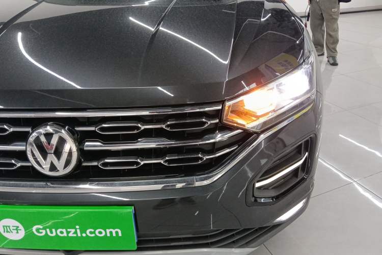 Used Volkswagen Tayron 2020 330TSI Two-Wheel Drive Luxury Smart Connectivity Version