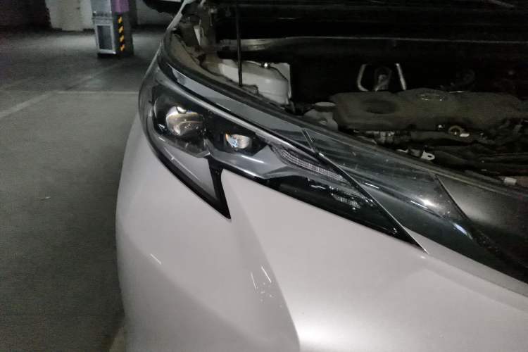 Used Toyota Sienna 2023 2.5L Hybrid Comfort Edition
