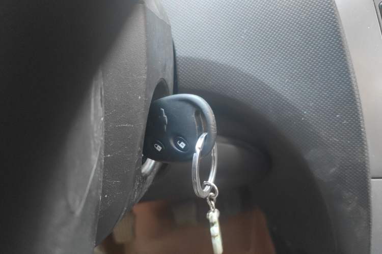 Used Chevrolet Sail 2013 Sedan 1.4L Manual Ideal Happiness Edition
