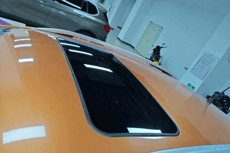 Used Volkswagen Polo 2016 1.6L Cross Polo Automatic Roof