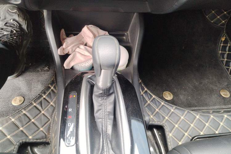 Used Honda Envix 2019 180TURBO CVT Enjoyment Edition China VI Gear Lever