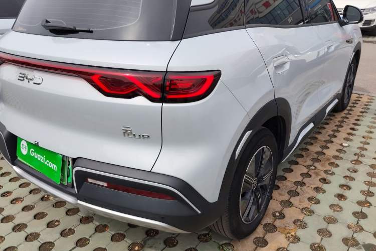 Used BYD Yuan UP 2024 401KM Beyond Edition Right Rear Taillight