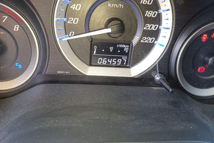 Used Honda City Classic 2014 Style 1.5L Manual Elite Edition Odometer Close Up