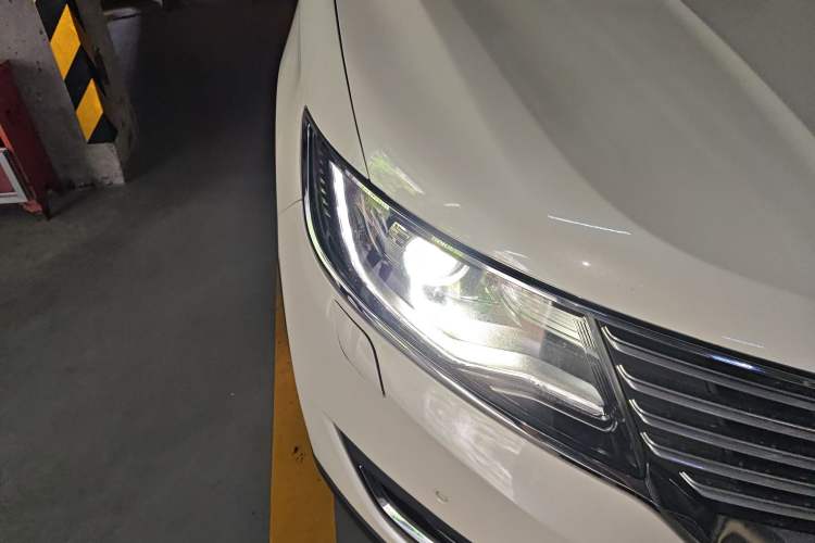 Used Lincoln MKX 2015 2.0T Four-Wheel Drive Luxury Edition
