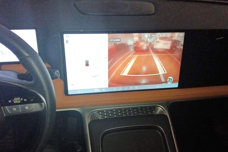 Used XPeng G9 2024 570 Pro Audio And AC Panel