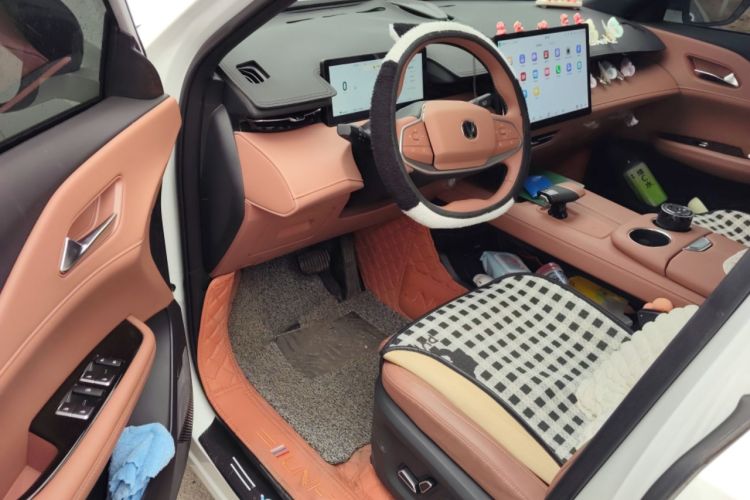 Used CHANGAN UNI-Z 2025 500Bar PRO
