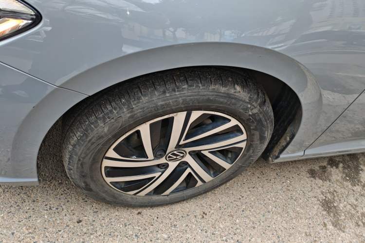 Used Volkswagen Lavida 2023 300TSI DSG Starry Full-Comfort Edition
