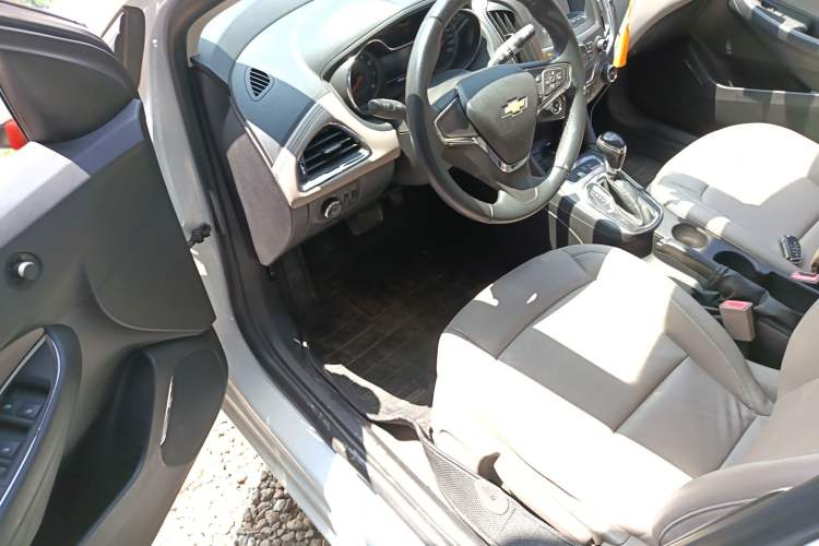 Used Chevrolet Cruze 2015 1.4T DCG Luxury Edition